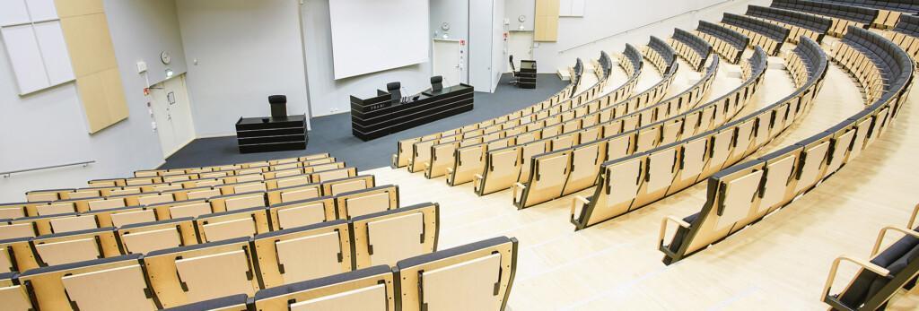 Framin auditorio 1+2+3, jossa 405 paikkaa seminaareihin, koulutuksiin ja tilaisuuksiin.